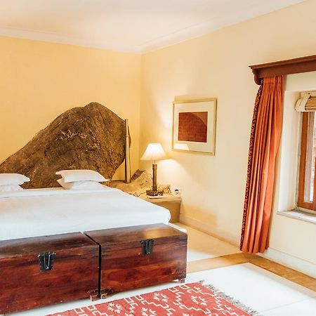 Devra Udaipur Hotel Екстериор снимка