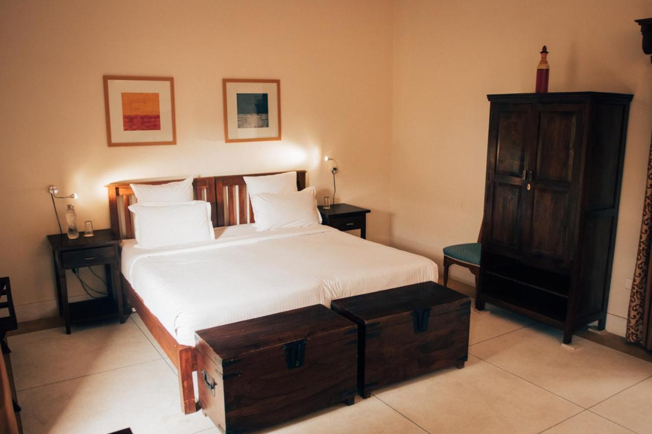 Devra Udaipur Hotel Екстериор снимка