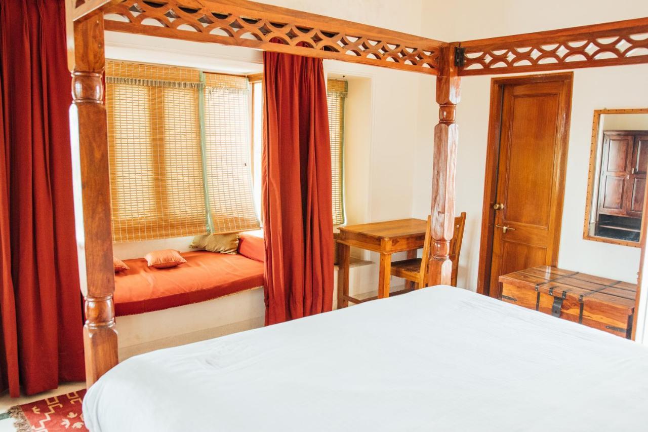 Devra Udaipur Hotel Екстериор снимка