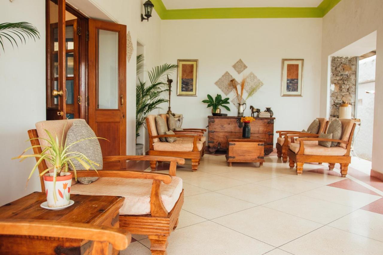 Devra Udaipur Hotel Екстериор снимка