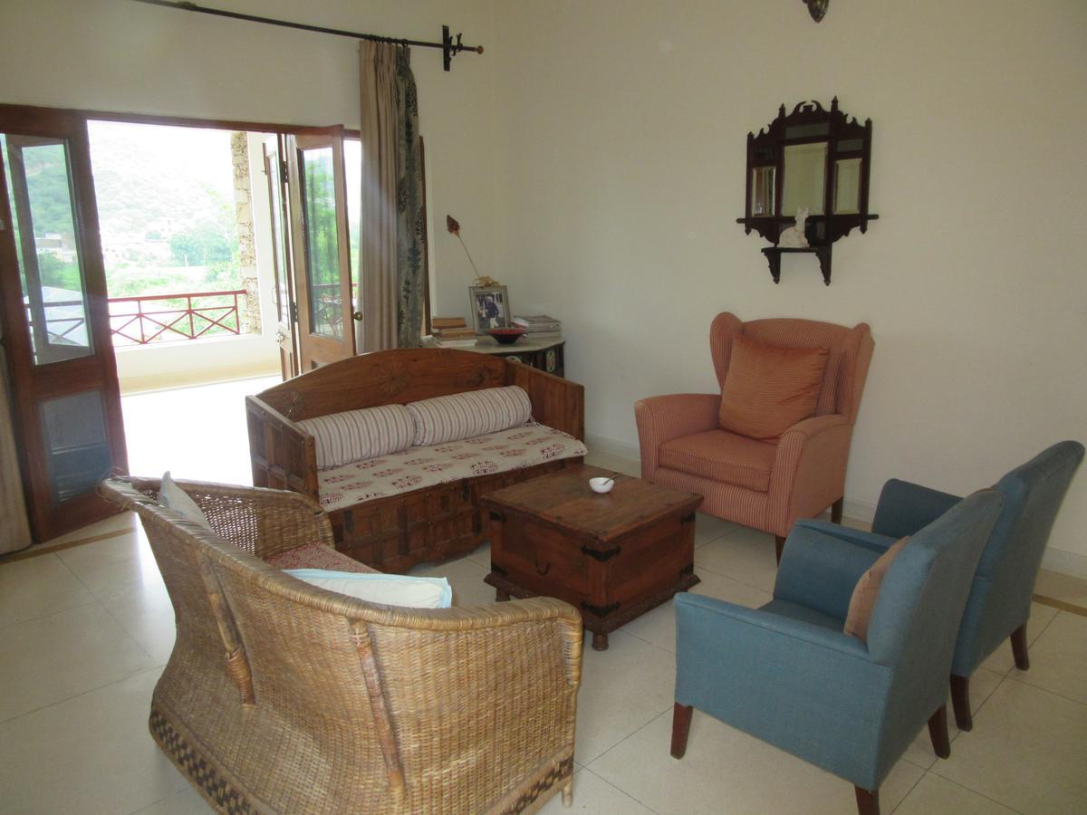 Devra Udaipur Hotel Екстериор снимка
